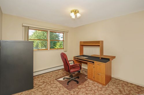 58 Liso Dr, Mount Sinai NY  11766-1917 exterior