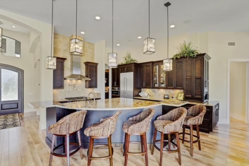 601 Crescent St, Marco Island FL  34145-1909 exterior