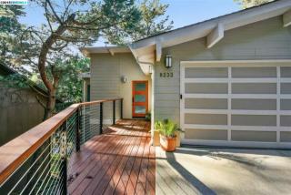 8232 Skyline Blvd, Oakland, CA 94611-1542