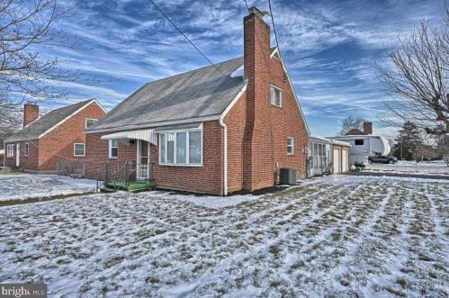 6205 Elmer Ave, Harrisburg, PA 17112-1777