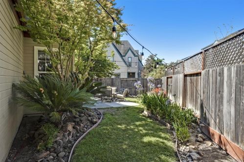 2421 Waltzer Rd, Santa Rosa CA  95403-1868 exterior