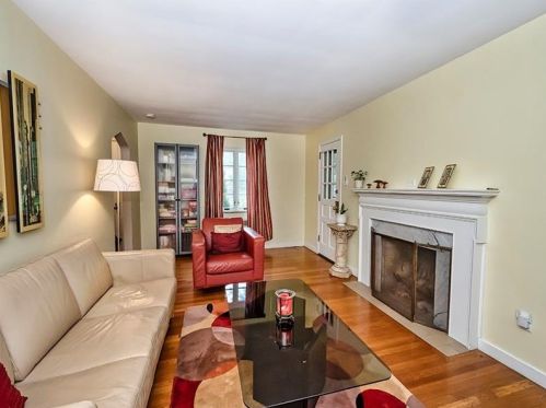 365 Avon Rd, Pittsburgh, PA 15228-1437