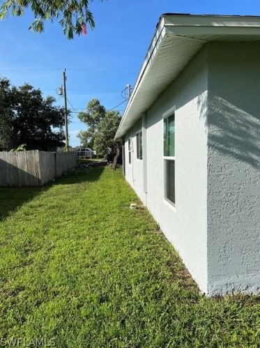 610 4th St, Cape Coral, FL 33909-0020