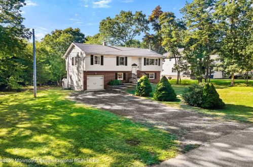 188 Willow Dr, Jackson Twp, NJ 08527-3844