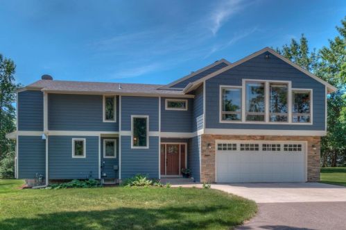 7 Birkmose Park, Hudson WI  54016-2286 exterior