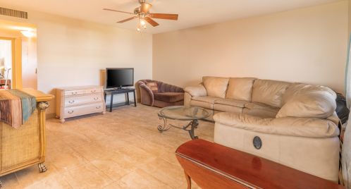 108 Flanders C, Delray Beach FL  33484-5220 exterior