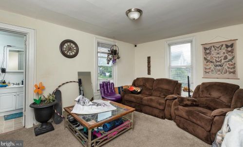 333 Spruce St, Harrisburg PA  17113-2419 exterior