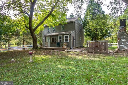 5561 Tollgate Rd, Pipersville, PA 18947-1515