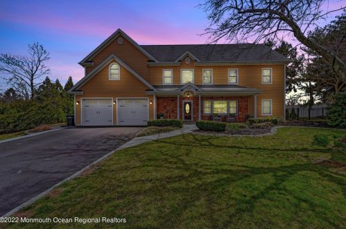 3215 Danskin Rd, Belmar, NJ 07719-4411