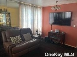 88-34 204th St, Jamaica, NY 11423-1502
