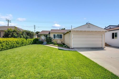 7026 Schroll St, Lakewood, CA 90713-3335