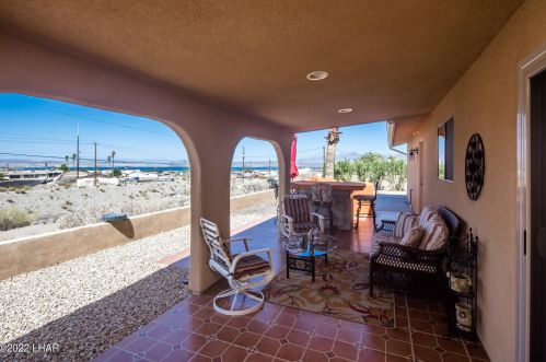 585 Knobhill Dr, Lake Havasu City AZ  86403-4937 exterior