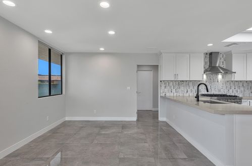 6 Cornell Dr, Rancho Mirage CA  92270-3630 exterior