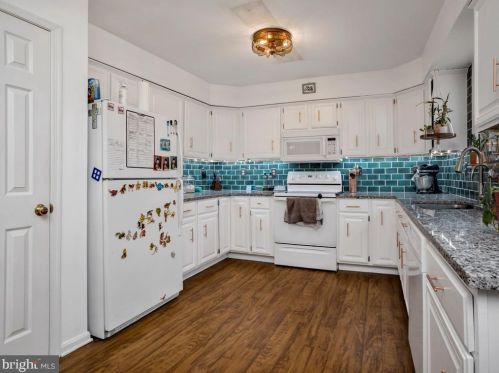 19 Plumosa Dr, Fredericksburg VA  22405-2130 exterior
