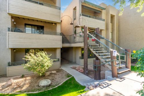 7777 Main St, Scottsdale, AZ 85251-4642