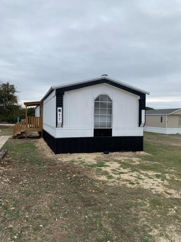 820 Depot, Meridian TX  76665-4571 exterior