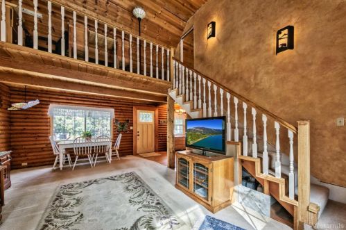 1860 F St, South Lake Tahoe CA  96150-3630 exterior