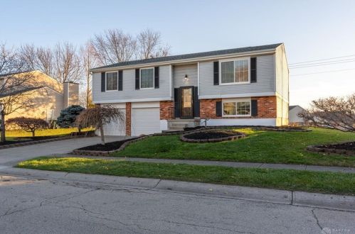 1350 Vista Ridge Dr, Miamisburg, OH 45342-3281