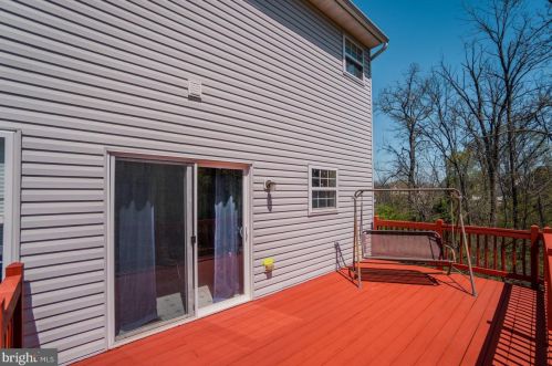 2054 Canyon Creek Rd, Gilbertsville PA  19525-7000 exterior