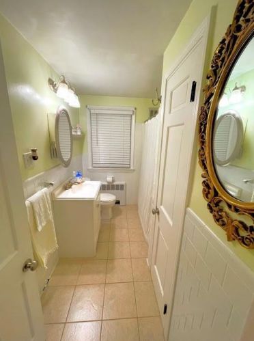 31 Crest Ave, Lincoln RI  02865-3024 exterior