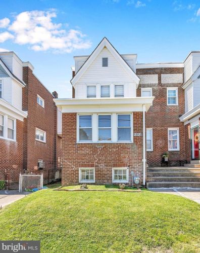 1812 Sycamore St, Wilmington DE  19805-3851 exterior