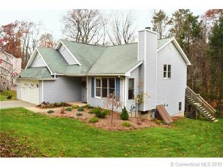 102 Folly Brook Ln, Manchester, CT 06040-7095