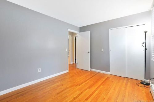 37 Victoria Dr, Colchester CT  06415-2319 exterior