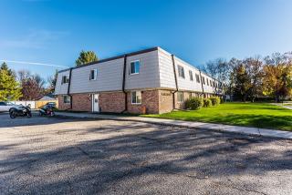 1106 26th Ave, Grand Forks ND  58201-7064 exterior