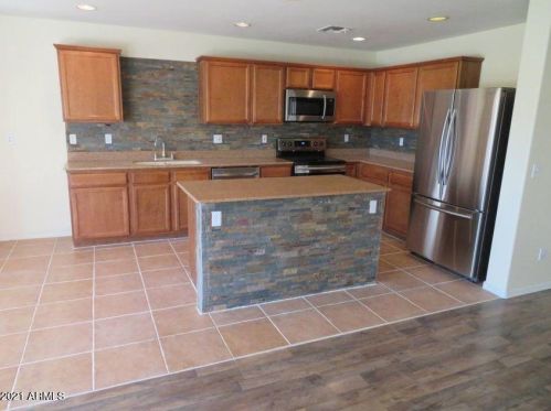 3715 Liberty Ln, Gilbert AZ  85296-8265 exterior