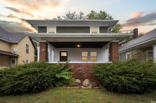 540 4th St, Mishawaka, IN 46544-2233