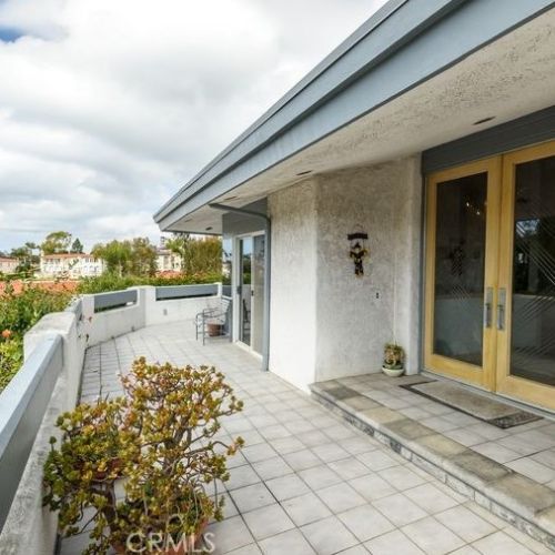1530 Via Coronel, Palos Verdes Estates, CA 90274-1942