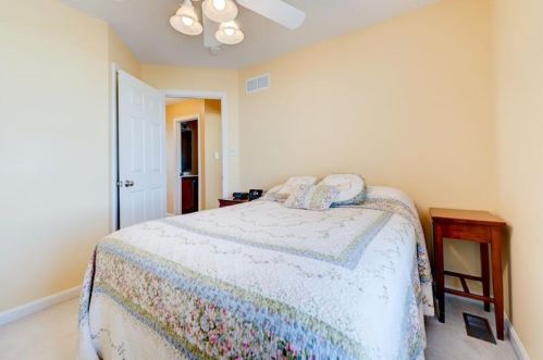 903 Raymond Dr, Noblestown PA 15071-3748 exterior