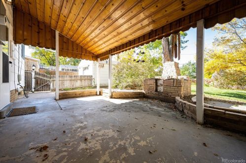 3019 Logan St, Englewood CO 80113-1637 exterior