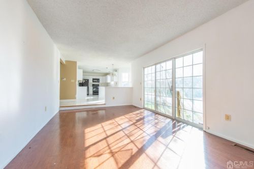 27 Nathan Dr, Old Bridge NJ  08857-2789 exterior