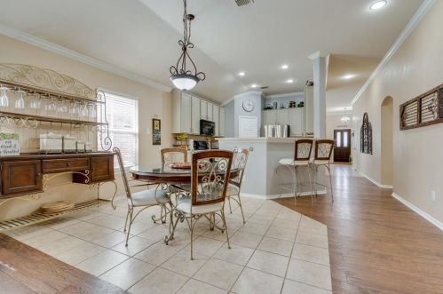 4705 Heron Pond Ln, Denton TX  76208-6809 exterior