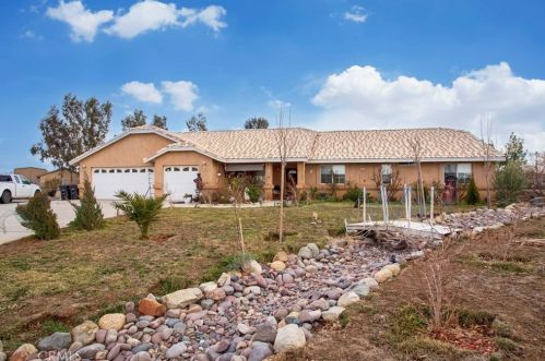 9985 Appleton St, Victorville CA  92392-1967 exterior