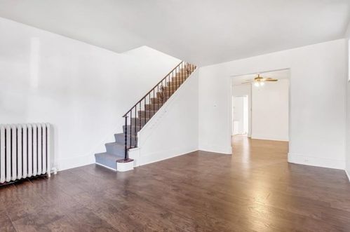 4135 Murray Ave, Pittsburgh PA  15217-2703 exterior