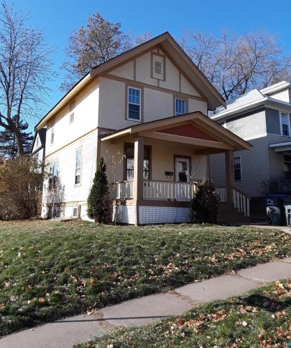 501 12th Ave, Duluth, MN 55806-2349