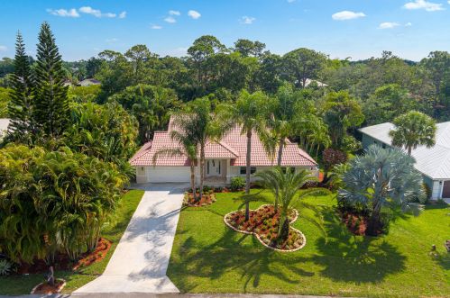 5488 Landing Creek Dr, Palm City, FL 34990-4127