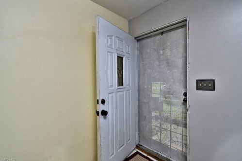 2707 3rd St, Lehigh Acres, FL 33936-1677