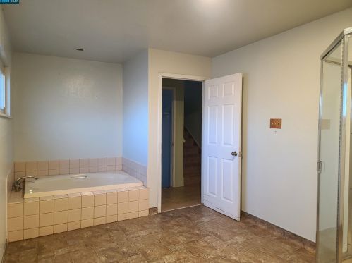 6178 Bernhard Ave, Richmond CA  94805-1236 exterior