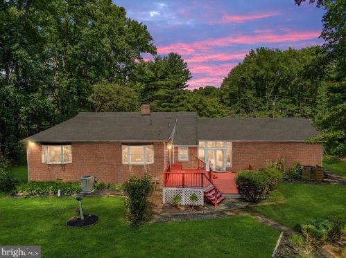 138 Countryside Ln, Bear, DE 19701-2008