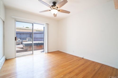 25420 Oak St, Lomita CA  90717-2216 exterior