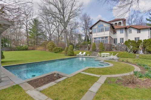 2 Meadow Rd, Wilton, CT 06897-4702