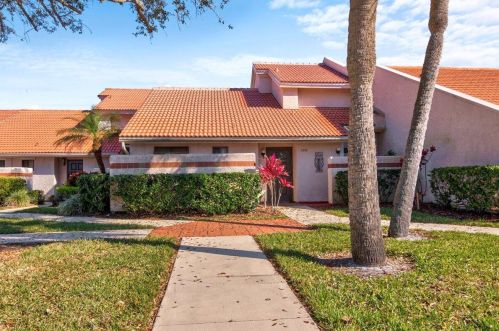 3510 Sandpiper Cir, Port Saint Lucie, FL 34952-6110