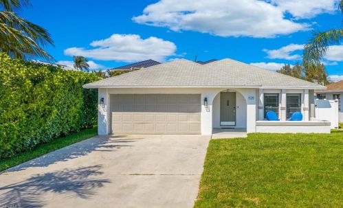 525 102nd Ave, Naples, FL 34108-3210