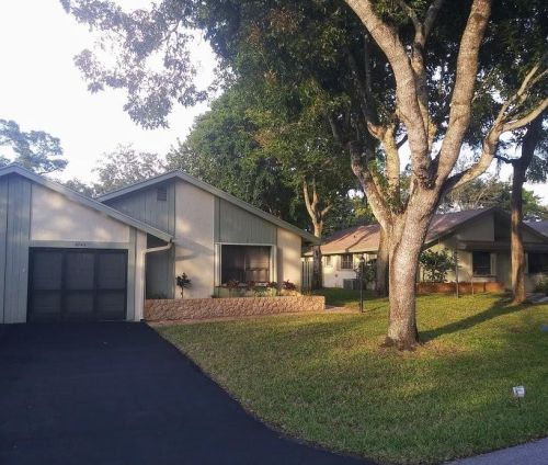 3743 Arelia Dr, Delray Beach, FL 33445-5744
