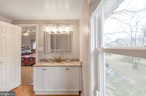 10329 Gordon Rd, Spotsylvania VA  22553-3725 exterior