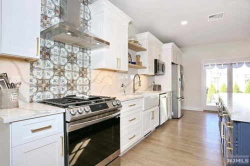 38 Radburn Rd, Ridgewood NJ  07452-3417 exterior