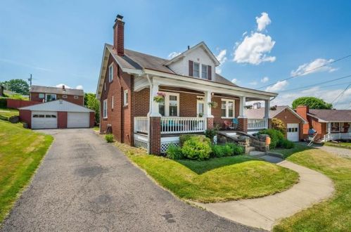 220 Charlet St, Bridgeville, PA 15017-1918